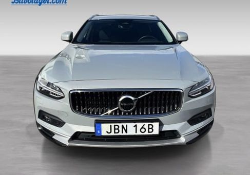 Volvo V90 Cross Country, 2024