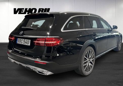 Mercedes-Benz E 220, 2021
