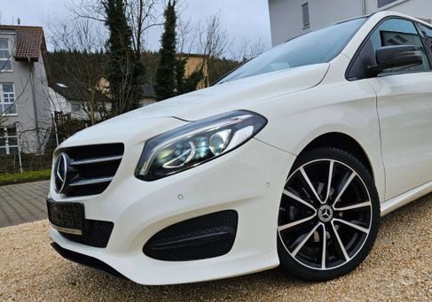 Mercedes-Benz B 180, 2017