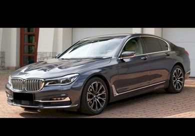 BMW 730, 2018