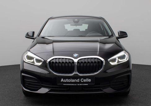 BMW 118, 2024