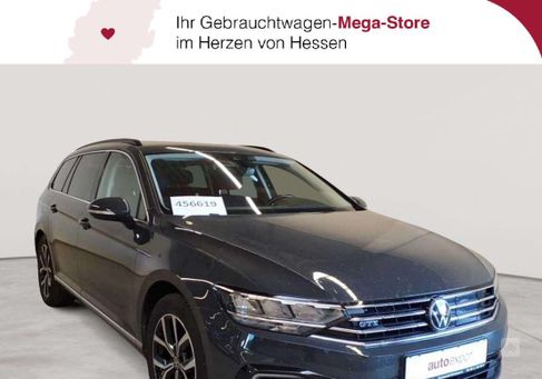 Volkswagen Passat, 2021