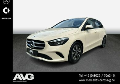 Mercedes-Benz B 180, 2022