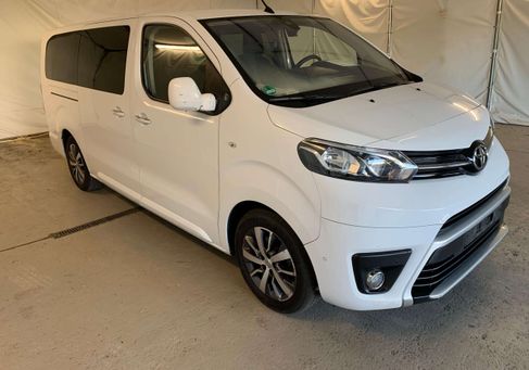Toyota Verso, 2024