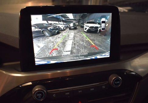 Ford Kuga, 2023