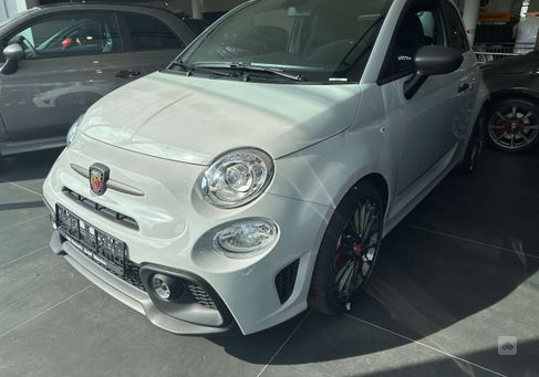 Abarth 695, 2023