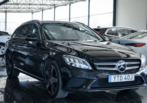Mercedes-Benz C 300, 2020