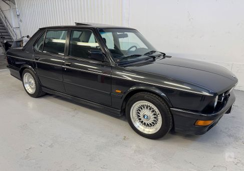 BMW 535, 1987