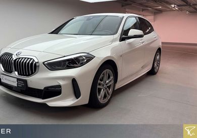 BMW 118, 2023