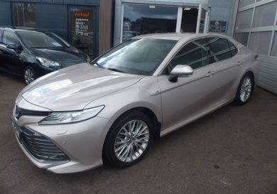 Toyota Camry, 2019