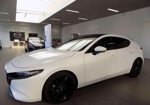 Mazda 3, 2019