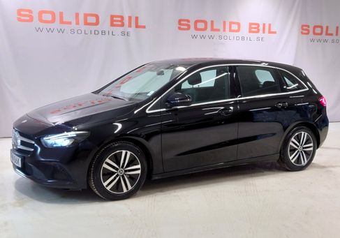 Mercedes-Benz B 200, 2022