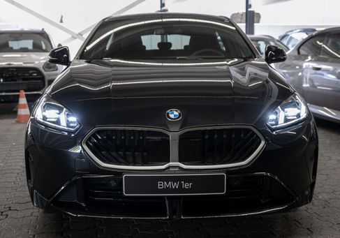 BMW 120, 2025