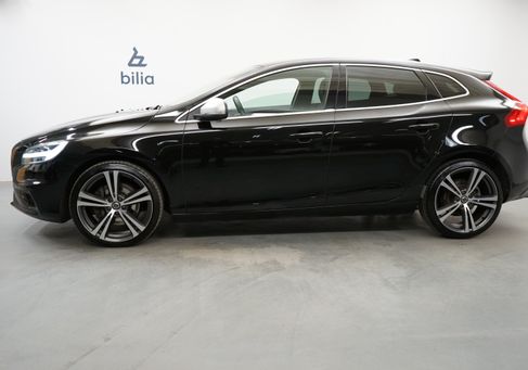 Volvo V40, 2018