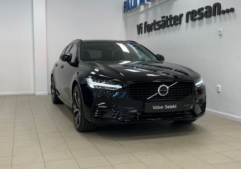 Volvo V90, 2022