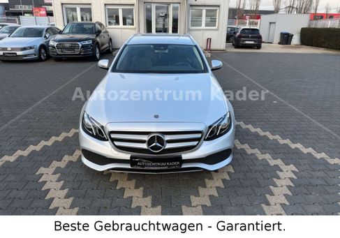 Mercedes-Benz E 220, 2017