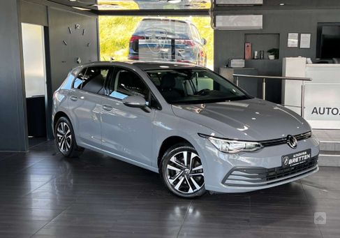 Volkswagen Golf, 2021
