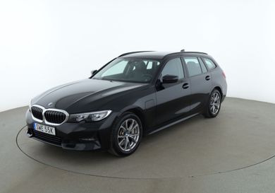BMW 330, 2021