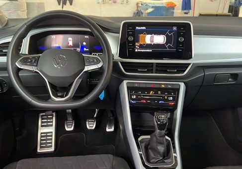 Volkswagen T-Roc, 2025