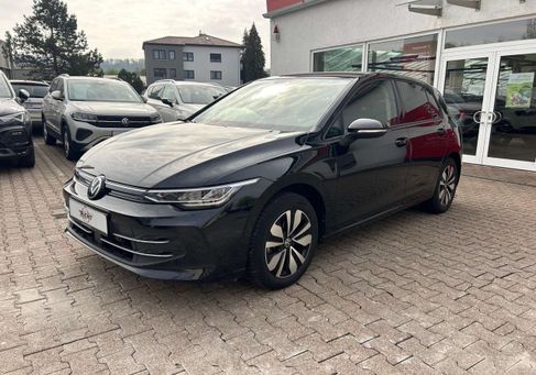 Volkswagen Golf, 2025