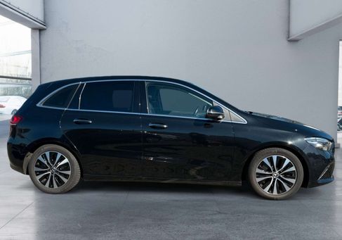 Mercedes-Benz B 250, 2022 2