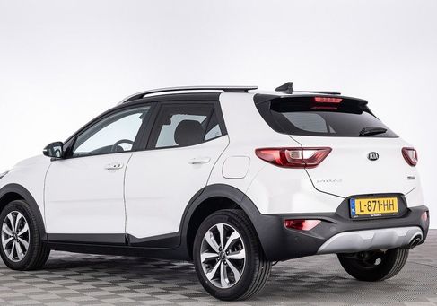 Kia Stonic, 2021