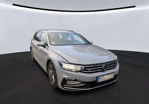 Volkswagen Passat Variant, 2022