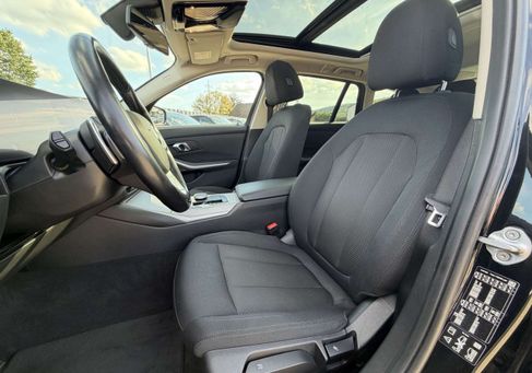 BMW 320, 2022 3
