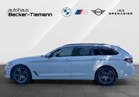 BMW 520, 2022