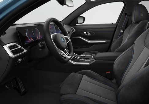 BMW 330, 2026