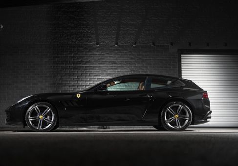 Ferrari GTC4Lusso, 2017