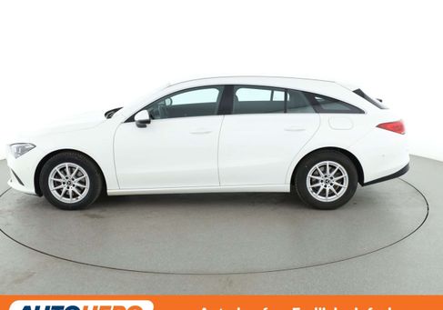 Mercedes-Benz CLA 180, 2022