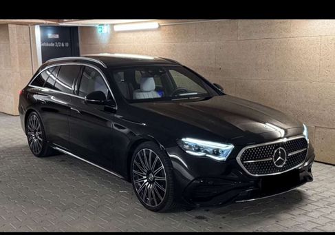 Mercedes-Benz E 220, 2024