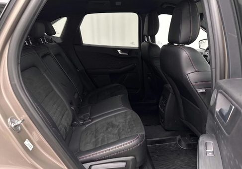 Ford Kuga, 2021