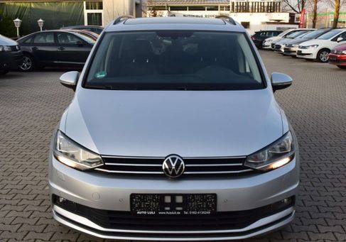 Volkswagen Touran, 2022 2