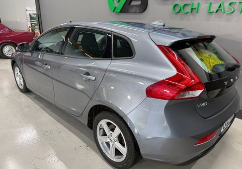 Volvo V40, 2018