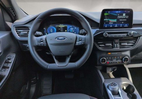 Ford Kuga, 2023