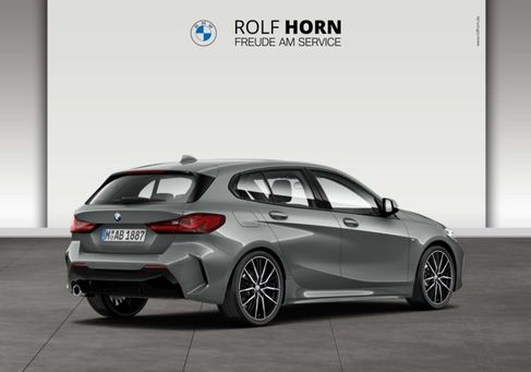 BMW 118, 2024