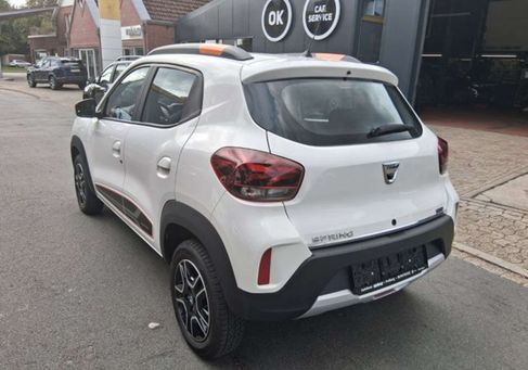 Dacia Spring, 2022 3