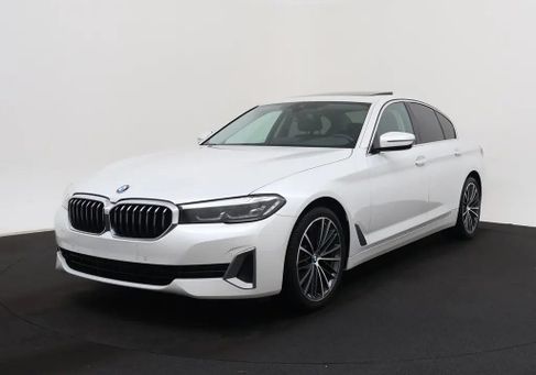 BMW 518, 2023