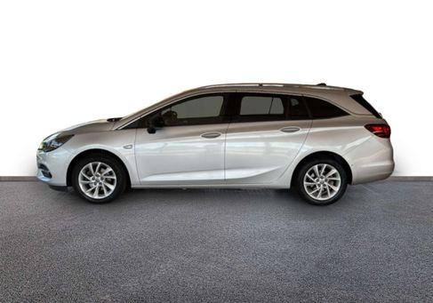 Opel Astra, 2022