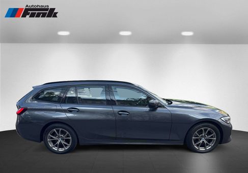 BMW 320, 2022