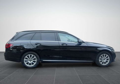 Mercedes-Benz C 180, 2021