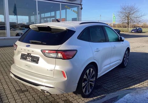 Ford Kuga, 2022