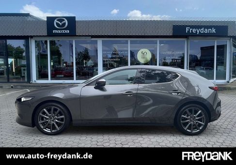 Mazda 3, 2025 2