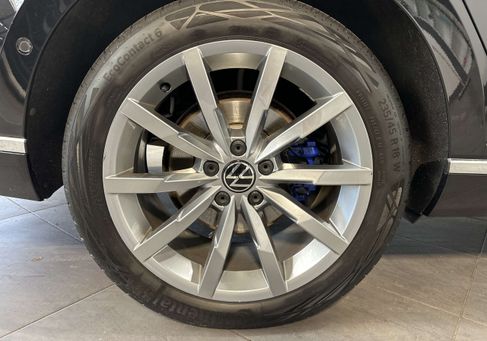 Volkswagen Passat, 2022