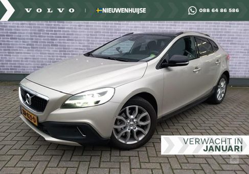 Volvo V40 Cross Country, 2019