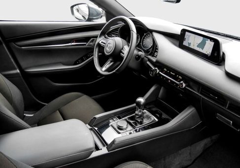 Mazda 3, 2021