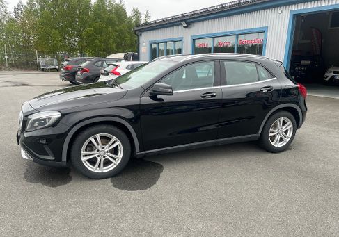 Mercedes-Benz GLA 220, 2017