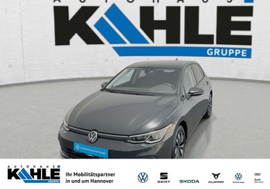 Volkswagen Golf, 2024